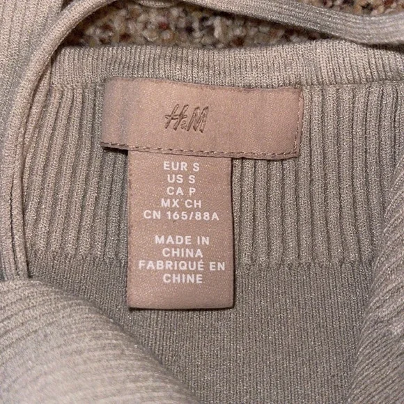 H&M tank - Picture 3 of 3